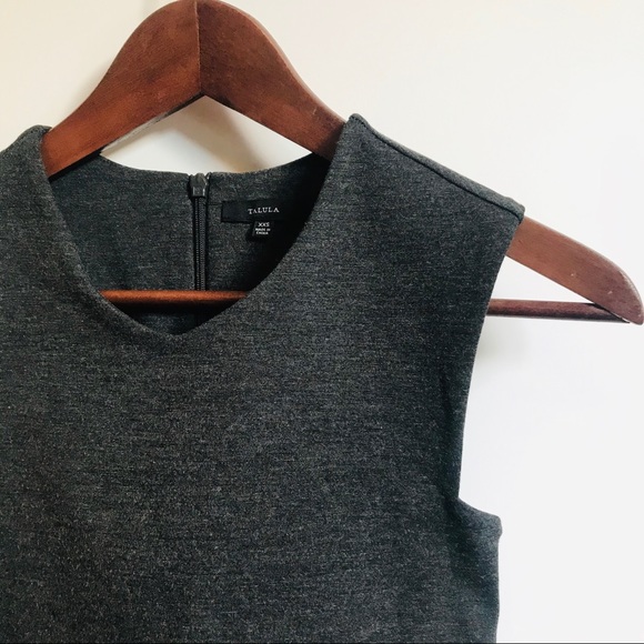 Aritzia Talula Dark Grey Crop Top - Picture 5 of 9